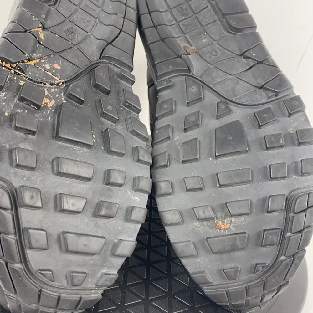 Nike Air Max 1 Mid Sneakerboot Black Water Repel 807307-001 Women’s Size 7 - Picture 12 of 14